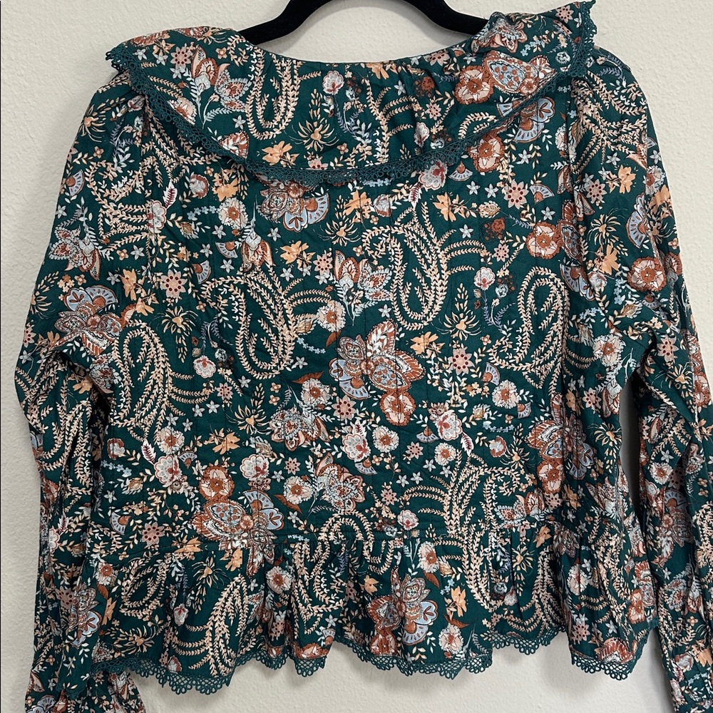 Patterned top - Picture 4 of 4